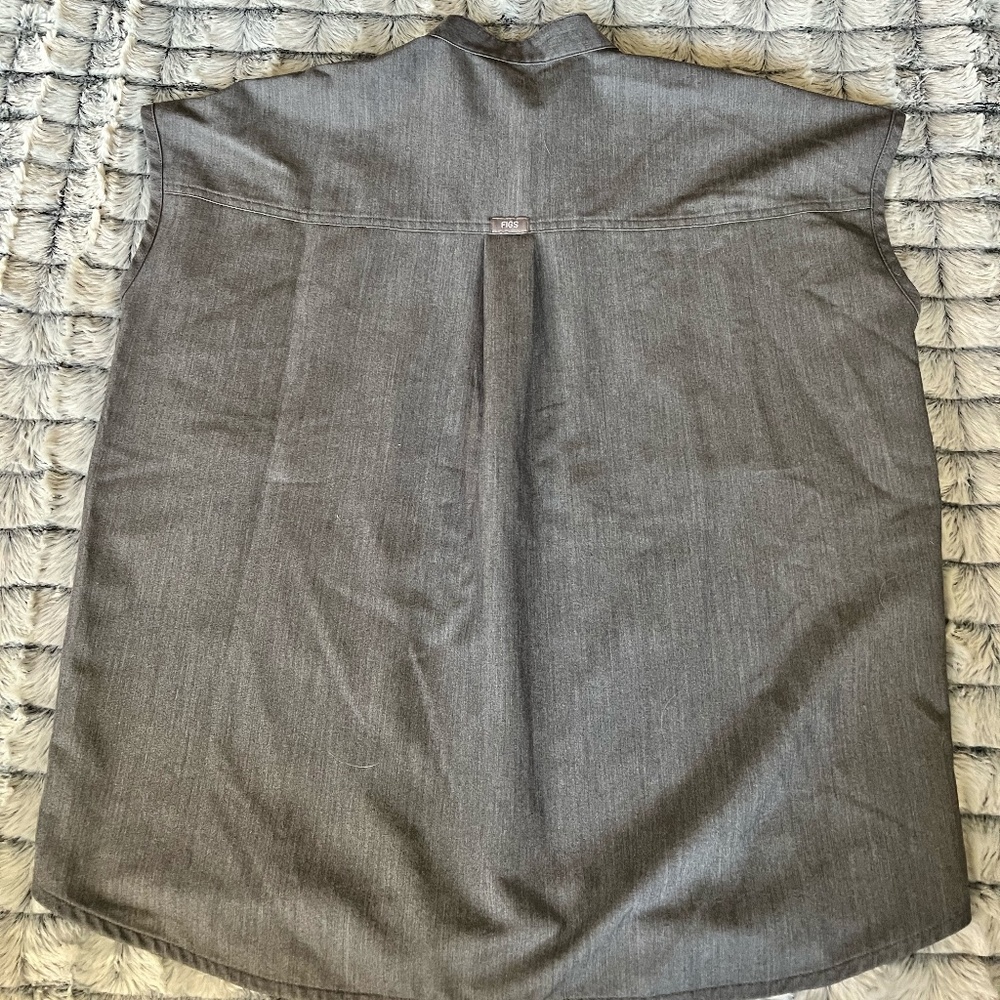 Figs Rafaela Oversized Scrub Top - Picture 7 of 8